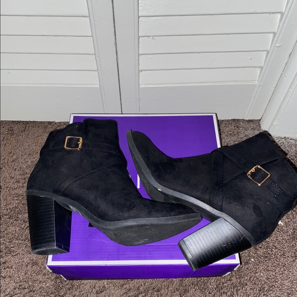 Women’s booties - Picture 5 of 5